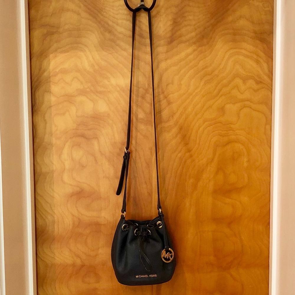 Michael Kors Small Bucket Bag